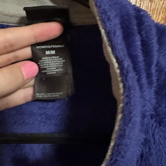 North Face Osito jacket Women’s size medium - Picture 2 of 7